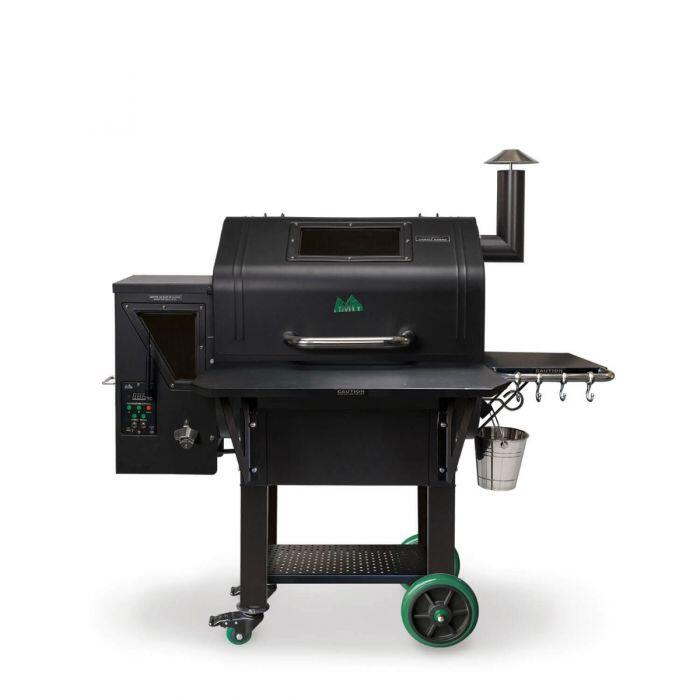 516176_green_mountain_grills_daniel_boone_prime_wifi_pellet_grill_black_closed_white.jpg