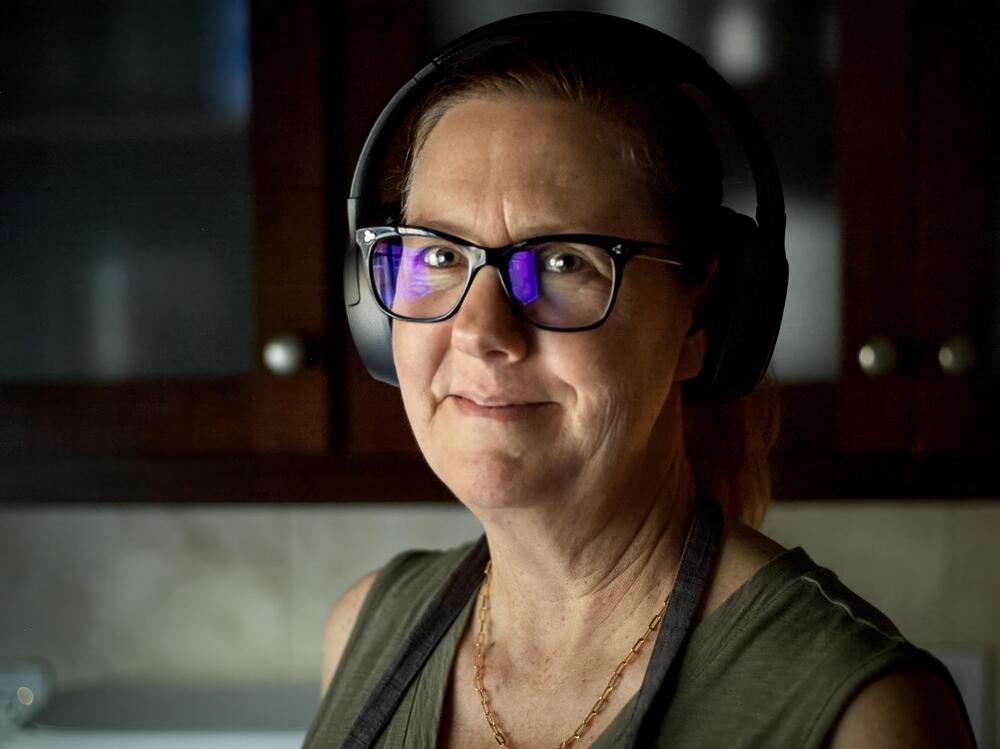 44BE9527 1-topaz-enhance-1.9x-faceai.jpeg